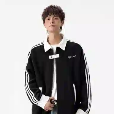 LA'T.WEEKEND 480G Logo