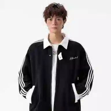 LA'T.WEEKEND 480G Logo