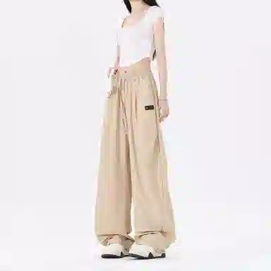 LA'T.WEEKEND cheanfitLogo