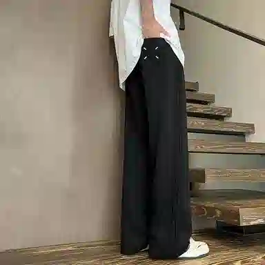 300 LA'T.WEEKEND cleanfitLogo