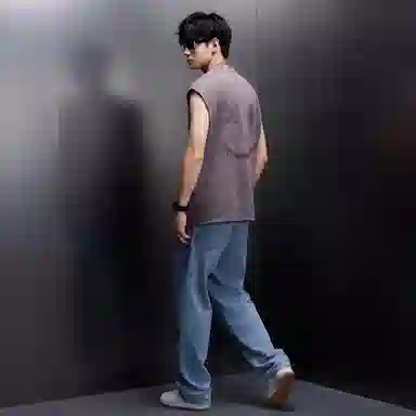 LA'T.WEEKEND Devil Smile Sleeveless Vest