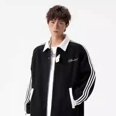 LA'T.WEEKEND 480G Logo