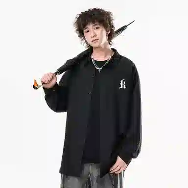 LA'T.WEEKEND Logocleanfit