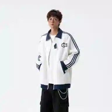 LA'T.WEEKEND 480G Logo