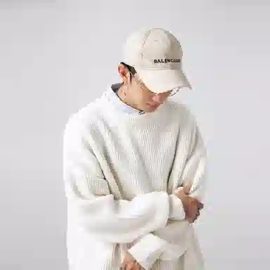 LA'T.WEEKEND Sweater