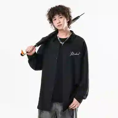 LA'T.WEEKEND Logocleanfit