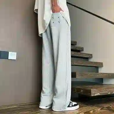 300 LA'T.WEEKEND cleanfitLogo