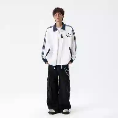 LA'T.WEEKEND 480G Logo