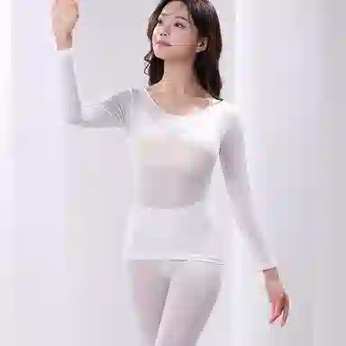 二三二三 隐形美肤薄款无痕圆领打底纯色舒适润肤无痕秋衣秋裤保暖套装 女款