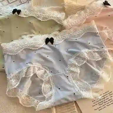 二三二三 蕾丝甜美冰丝纯欲风简约蝴蝶结短裤圆点凉感少女心防夹臀可爱舒适贴身裤日常百搭跑步健身三角内裤 女款