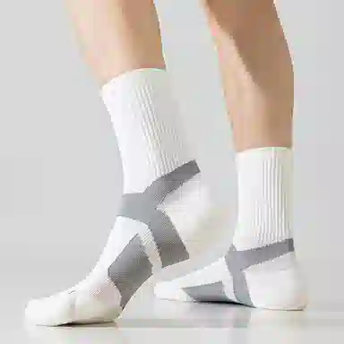 二三二三 深色薄款条纹透气吸汗运动袜户外登山抗菌防臭舒适防滑高弹不勒脚袜简约日常通勤百搭短袜中筒袜 男款