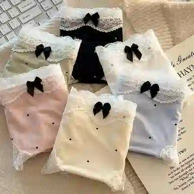 二三二三 蕾丝甜美冰丝纯欲风简约蝴蝶结短裤圆点凉感少女心防夹臀可爱舒适贴身裤日常百搭跑步健身三角内裤 女款