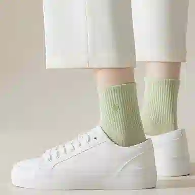 二三二三 网眼透气爱心纯色舒适柔软防臭小腿袜高弹防滑百搭运动袜保暖日常通勤跑步爬山健身中筒袜 女款