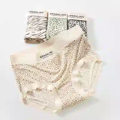 二三二三 性感豹纹印花吸湿排汗不卡档中腰高弹亲肤柔软无痕三角裤防夹臀不卷边透气不闷纯欲字母野性少女内裤 女款 组合装