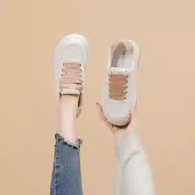 DAPHNE PU