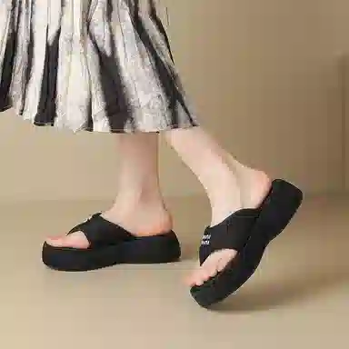 卓诗尼 简约百搭 橡胶底 防滑人字拖鞋 女款