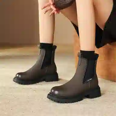 4.7cm