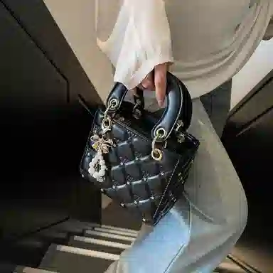 PU