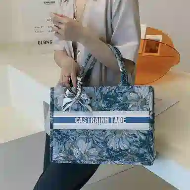 Tote