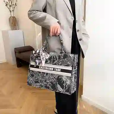 Tote