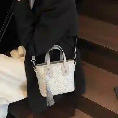 轩玺 新中式国风小众设计洋气时尚通勤 布 斜挎单肩手提包 女款 多色