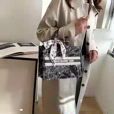 Tote