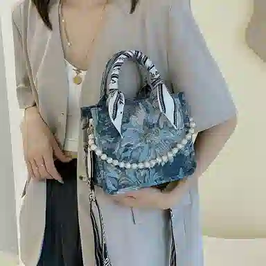 Tote