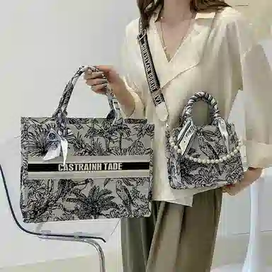 Tote