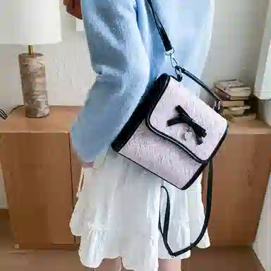 轩玺 韩系蝴蝶结设计甜美时尚复古百搭通勤 复合布 双肩包 女款 白色/粉色/黑色