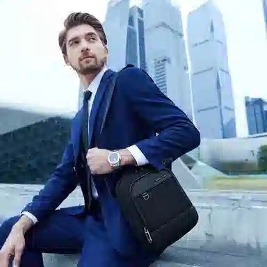 北极猎人 大容量 多功能口袋 高密度防泼水 涤纶 斜挎包 常规 男款 黑色/蓝色/灰色