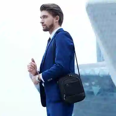 北极猎人 大容量 多功能口袋 高密度防泼水 涤纶 斜挎包 常规 男款 黑色/蓝色/灰色