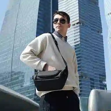 北极猎人 时尚大容量日常出行 涤纶 单肩包胸包腰包 常规 男款 黑色/灰色