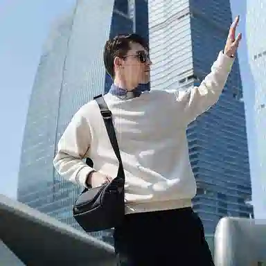 北极猎人 时尚大容量日常出行 涤纶 单肩包胸包腰包 常规 男款 黑色/灰色