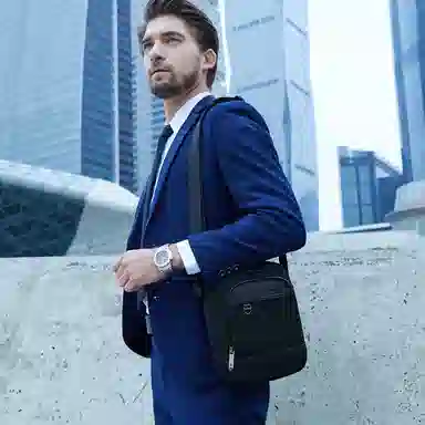 北极猎人 大容量 多功能口袋 高密度防泼水 涤纶 斜挎包 常规 男款 黑色/蓝色/灰色