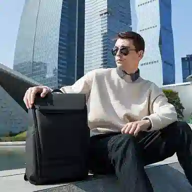 ARCTIC HUNTER 15logo