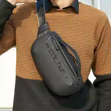 北极猎人 休闲潮流机能时尚 牛津布涤纶防泼水 胸包腰包 中号 男款 黑色