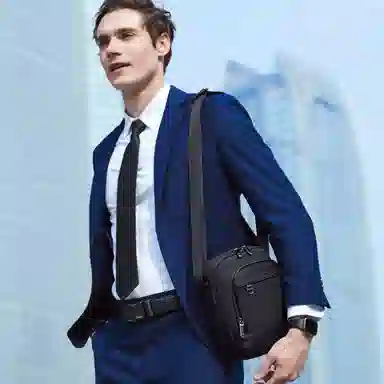 北极猎人 大容量 多功能口袋 高密度防泼水 涤纶 斜挎包 常规 男款 黑色/蓝色/灰色