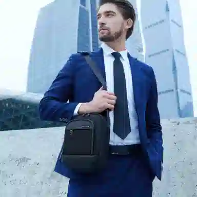 北极猎人 大容量 多功能口袋 高密度防泼水 涤纶 斜挎包 常规 男款 黑色/蓝色/灰色