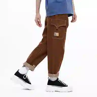 AW23