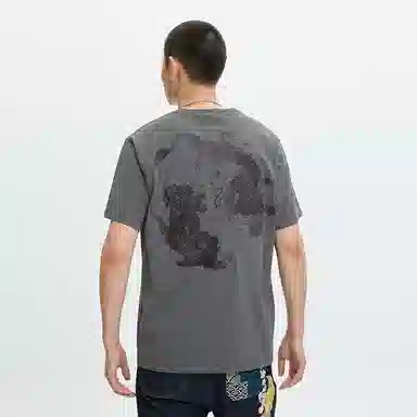 Kissmark Shadow Dragon Embroidery T-Shirt