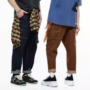 AW23