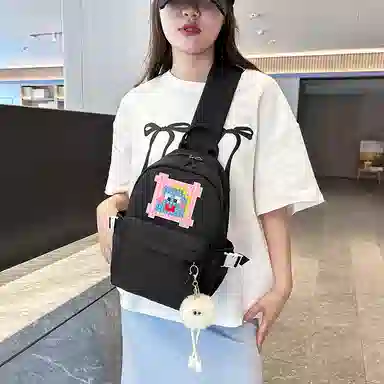 彤彤兔 日系可爱森系 尼龙 胸包 女款 多色