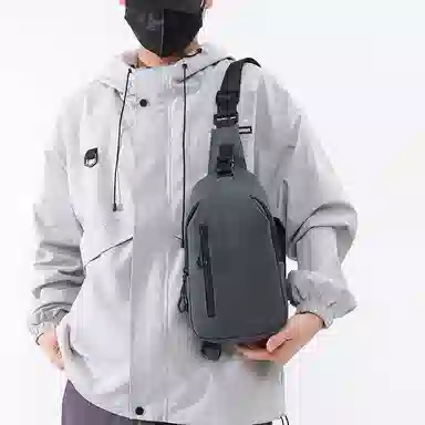 彤彤兔 潮流时尚百搭 皮膜 胸包单肩包 男款 多色