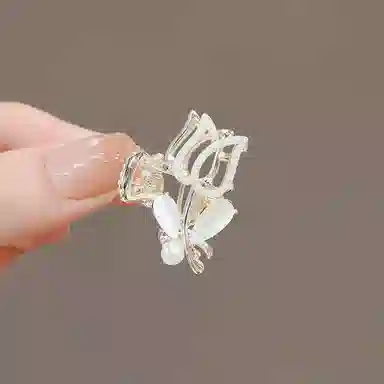 彤彤兔 仿珍珠玫瑰小抓夹气质高级感前额刘海发卡碎发 发夹 女款