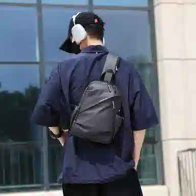 彤彤兔 多功能商务出行 牛津布 胸包 男款 多色