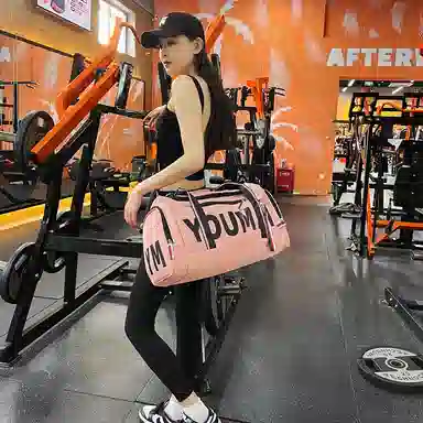 德力熊 大容量轻便单肩字母 尼龙 健身包 男女同款情侣款 黑色/卡其色/红色/粉色