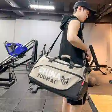 德力熊 多功能运动训练 尼龙 健身包 男女同款情侣款 黑色粉色卡其色玫红色黄色军绿色