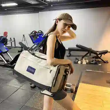 德力熊 出差便携 尼龙 健身包 男女同款情侣款 黑色粉色红色卡其色蓝色军绿色灰色