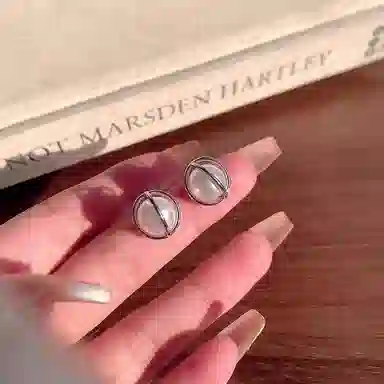 彤彤兔 韩系仿珍珠耳钉气质高级感时尚独特个性小众简约网红小巧 树脂 耳环 女款