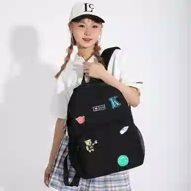 彤彤兔 潮流时尚印花学生书包大容量 牛津纺 双肩包 男女同款情侣款 黑色